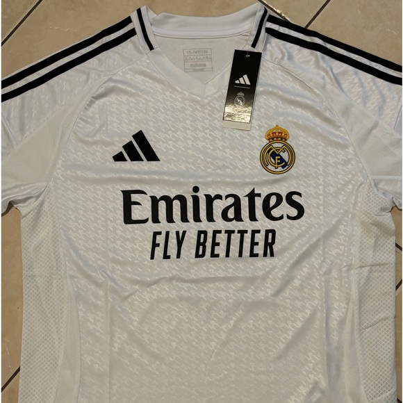 Real Madrid Kylian Mbappe Jersey # 9 , Unisex - Picture 3 of 14